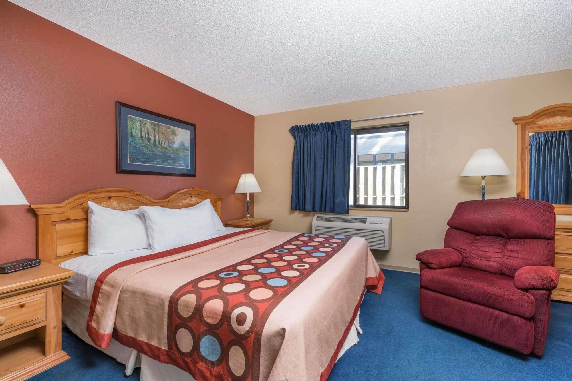 Super 8 By Wyndham Baxter/Brainerd Area Hotel Buitenkant foto